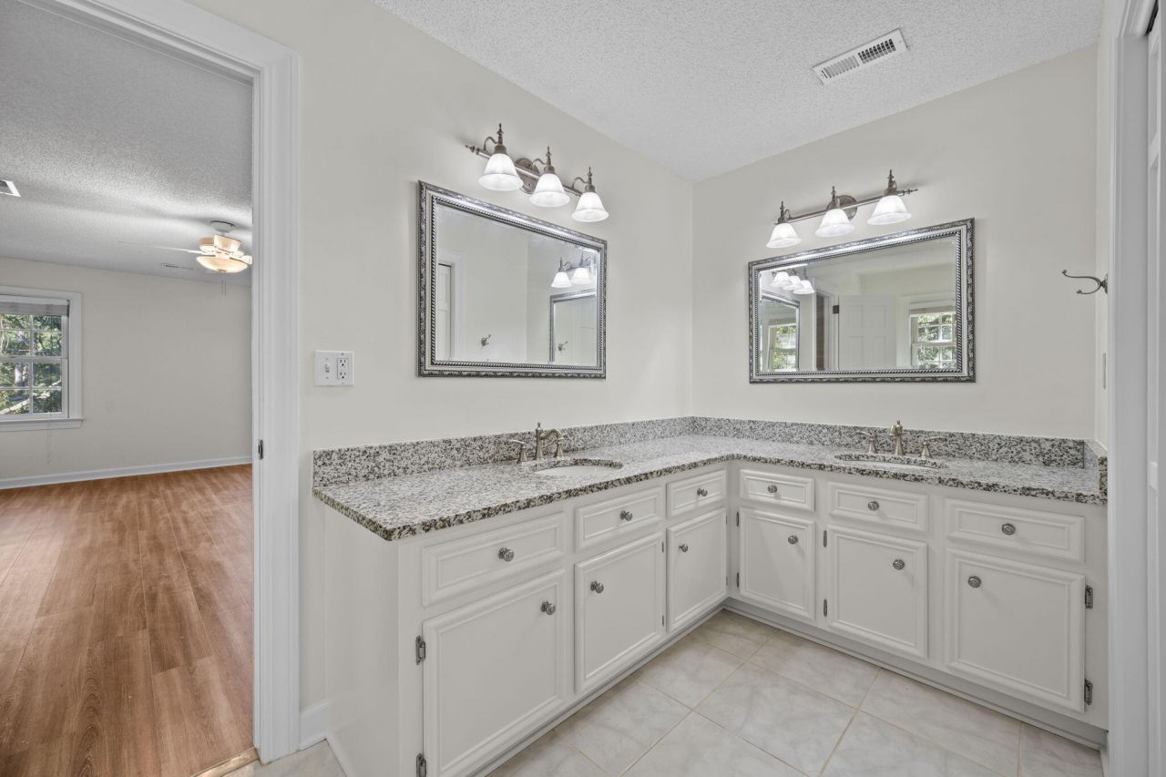 17 Plantation Circle Photo 29