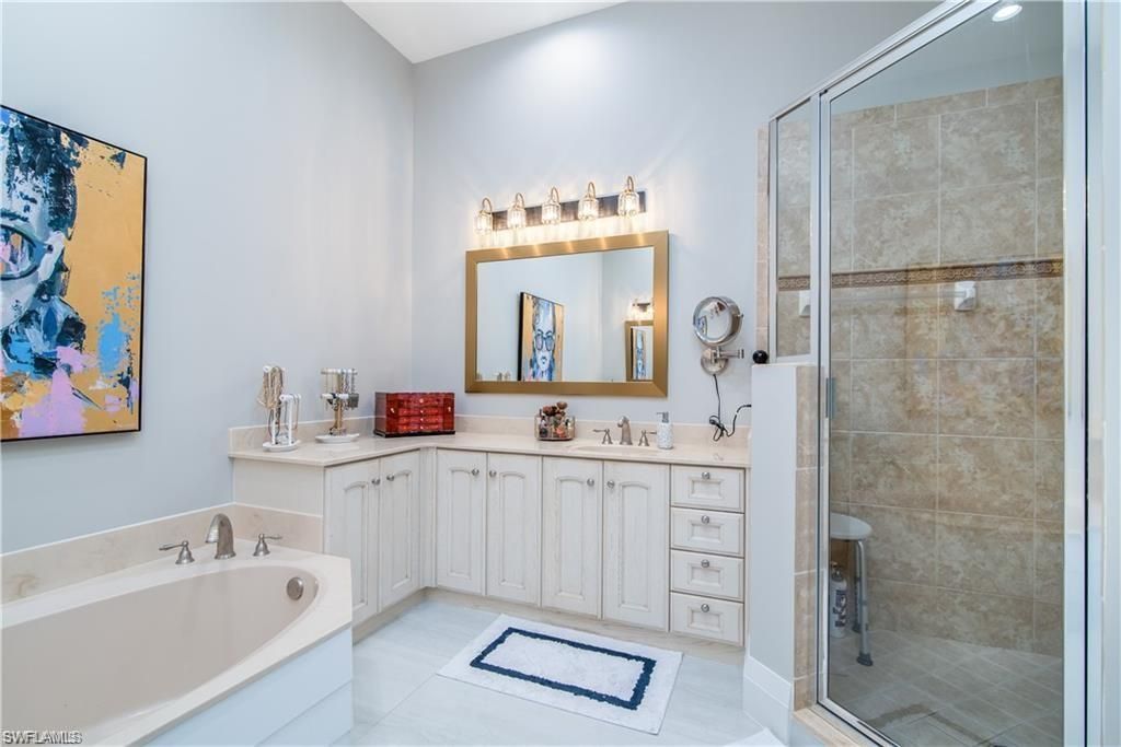3123 Aviamar Cir, Unit 201, Naples, FL 34114 Photo