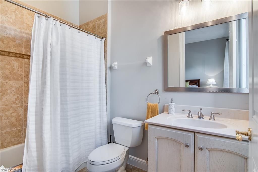 3123 Aviamar Cir, Unit 201, Naples, FL 34114 Photo