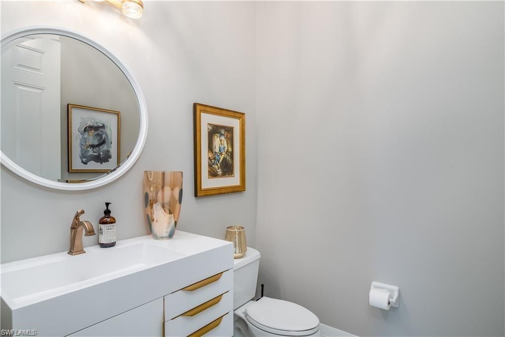 3123 Aviamar Cir, Unit 201, Naples, FL 34114 Photo