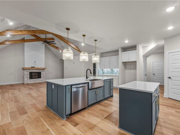 1320 Tiffany Street, Centerton, AR 72719