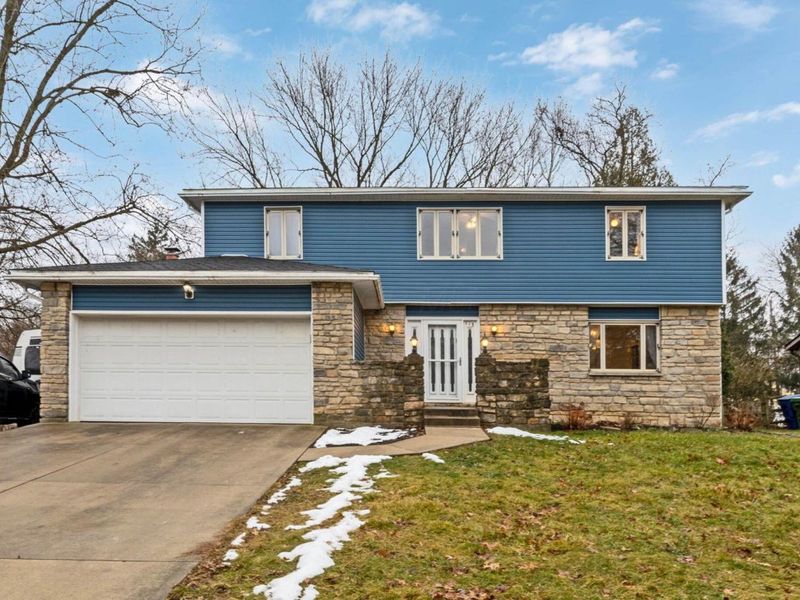 113 Yorkshire Road, Delaware, OH 43015 Photo 1