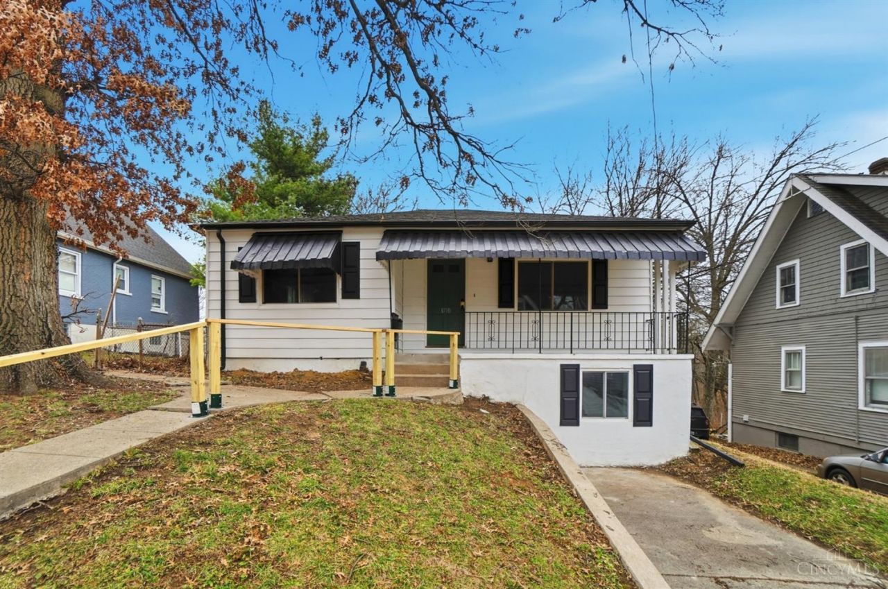 1710 Wyoming Avenue, Cincinnati, OH 45205 Main Photo