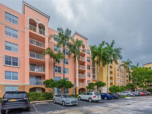 19601 E Country Club Dr, Unit 7104, Aventura, FL 33180