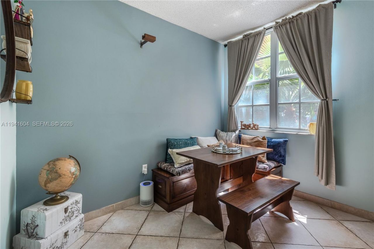 19601 E Country Club Dr, Unit 7104, Aventura, FL 33180 Photo