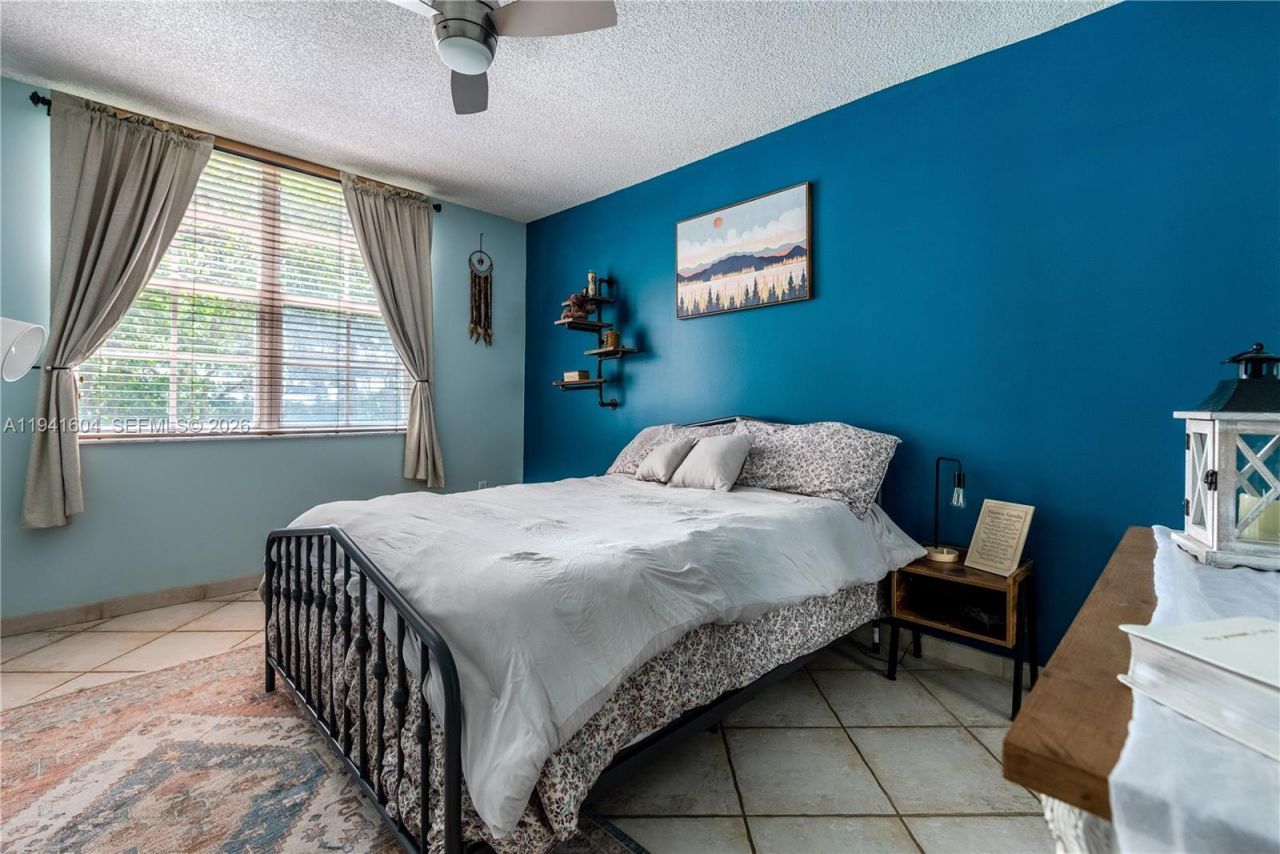 19601 E Country Club Dr, Unit 7104, Aventura, FL 33180 Photo