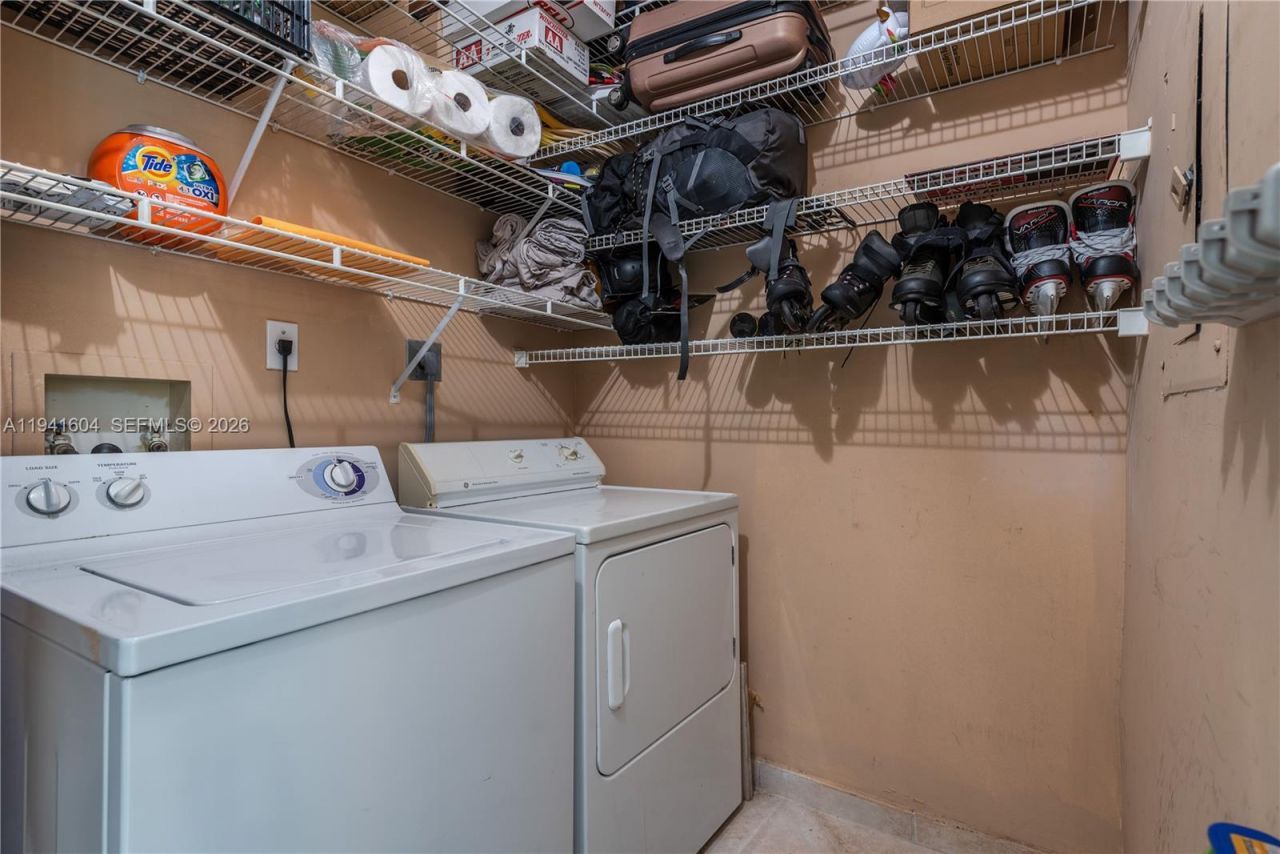 19601 E Country Club Dr, Unit 7104, Aventura, FL 33180 Photo