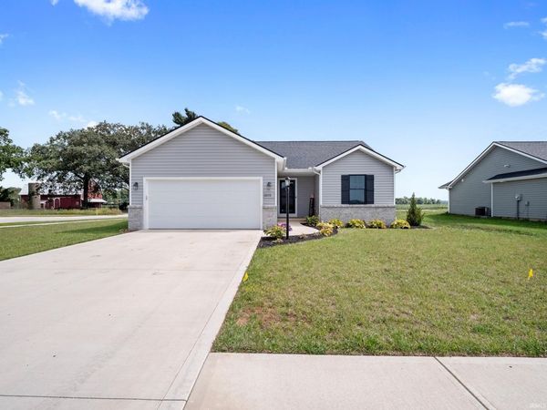 68178 Kestrel Lane, New Paris, IN 46553
