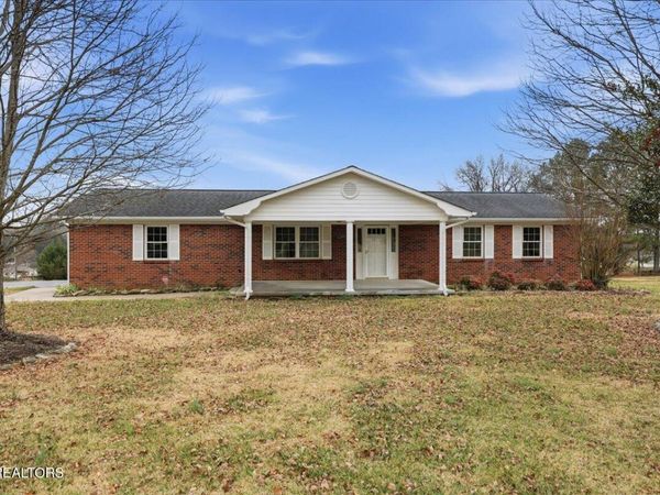 10050 Rutledge Pike, Corryton, TN 37721