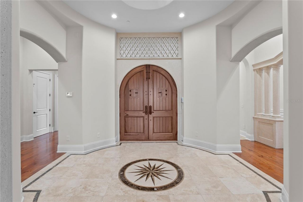 5905 Beacon Shores Street, Tampa, FL 33616 Photo