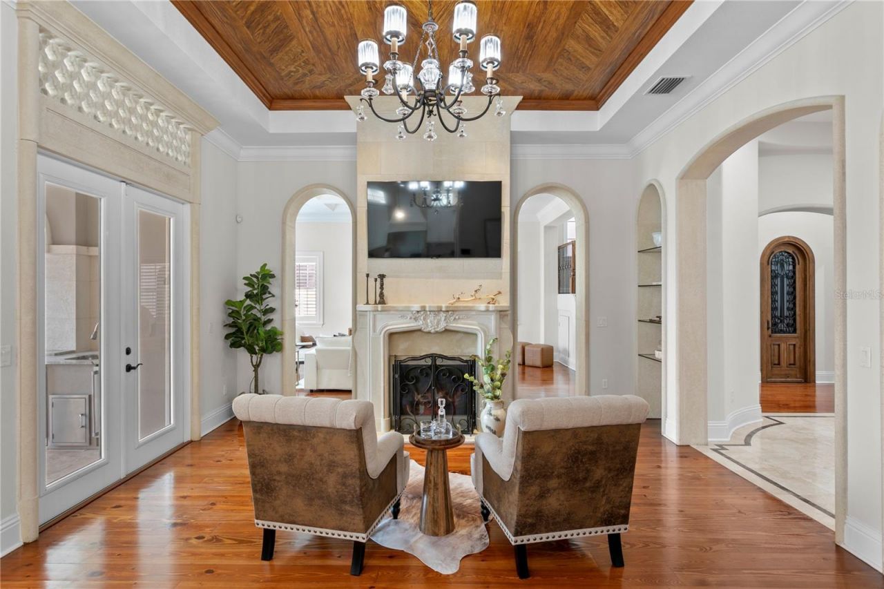 5905 Beacon Shores Street, Tampa, FL 33616 Photo