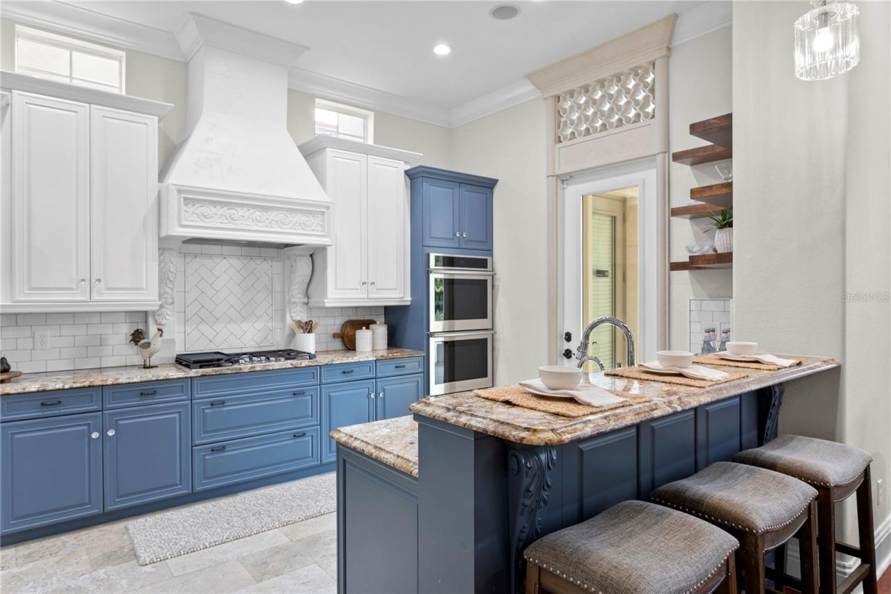 5905 Beacon Shores Street, Tampa, FL 33616 Photo