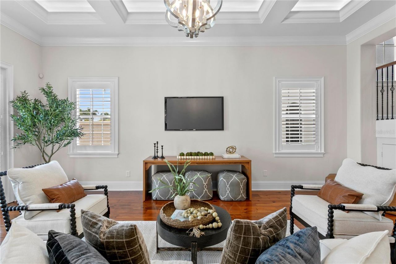 5905 Beacon Shores Street, Tampa, FL 33616 Photo