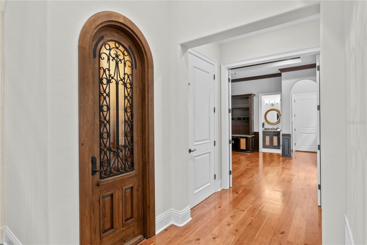 5905 Beacon Shores Street, Tampa, FL 33616 Photo