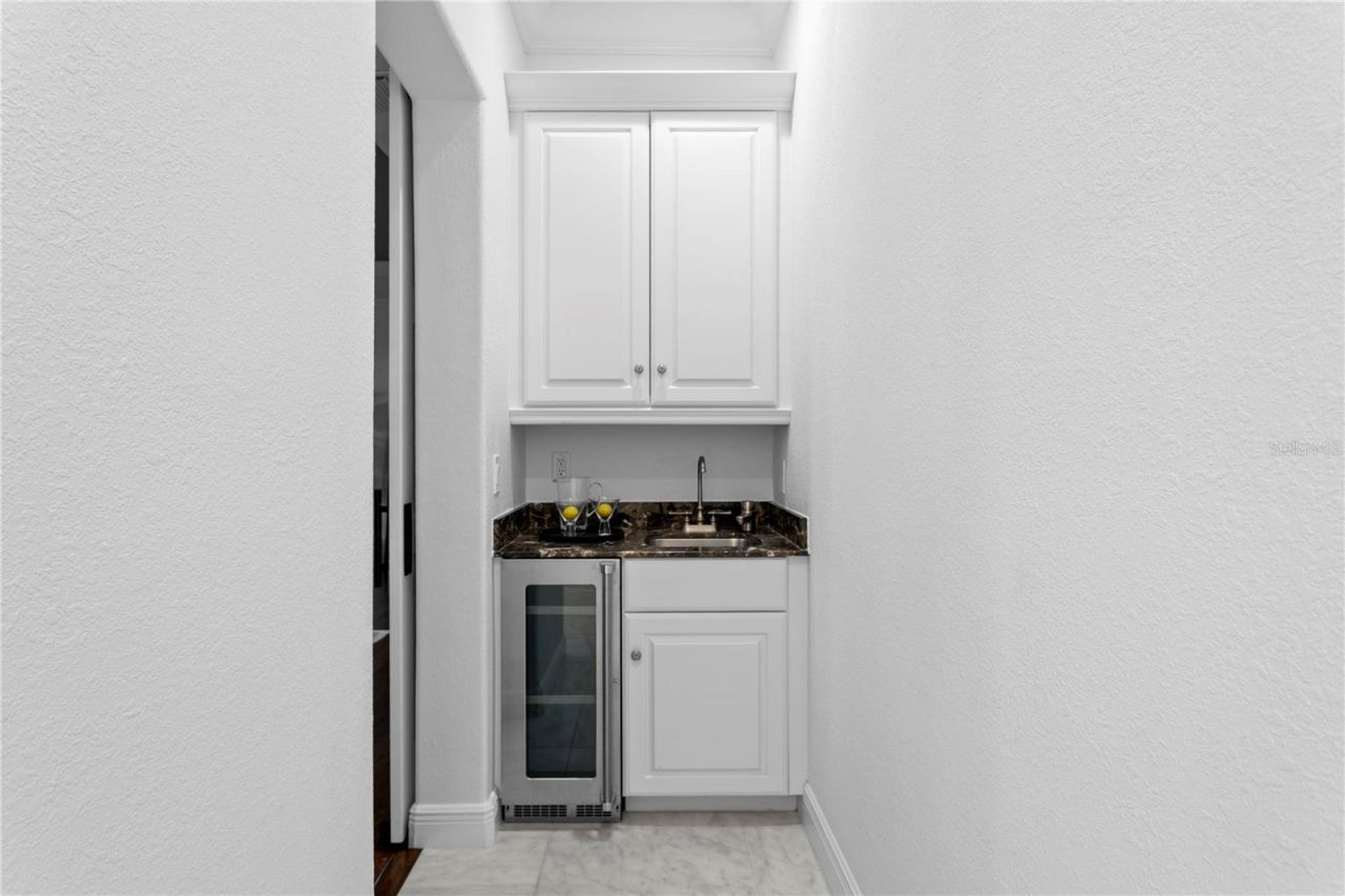 5905 Beacon Shores Street, Tampa, FL 33616 Photo