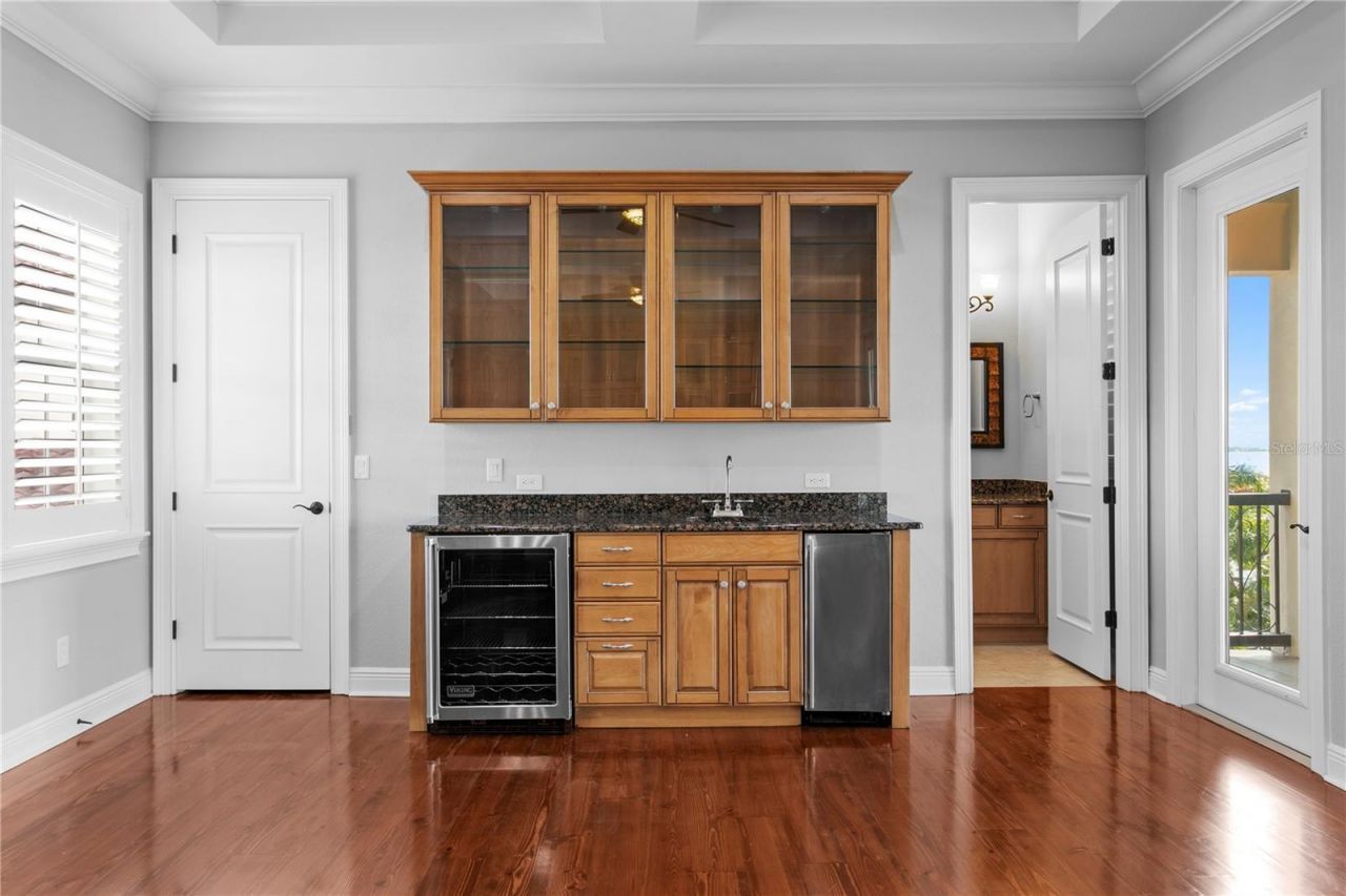 5905 Beacon Shores Street, Tampa, FL 33616 Photo