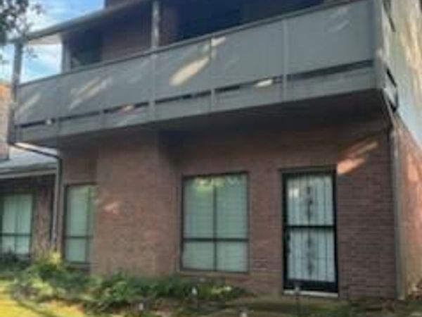 5125 Old Canton Road, Jackson, MS 39211