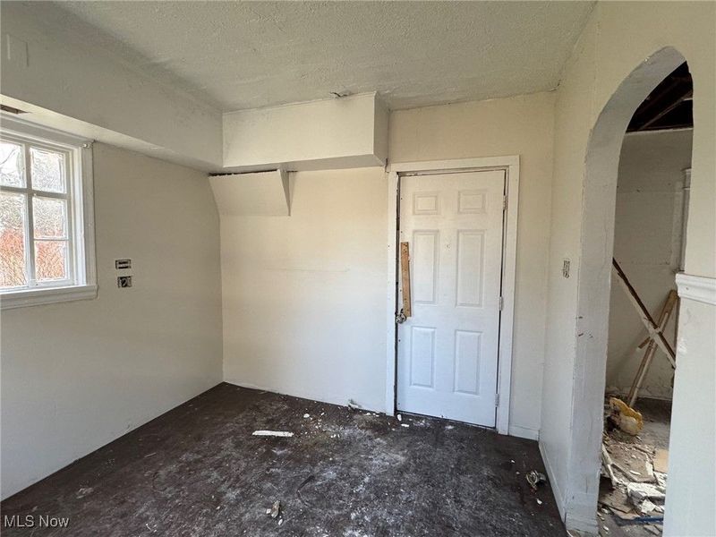 1011 Laurel Avenue, Akron, OH 44307 Photo 10