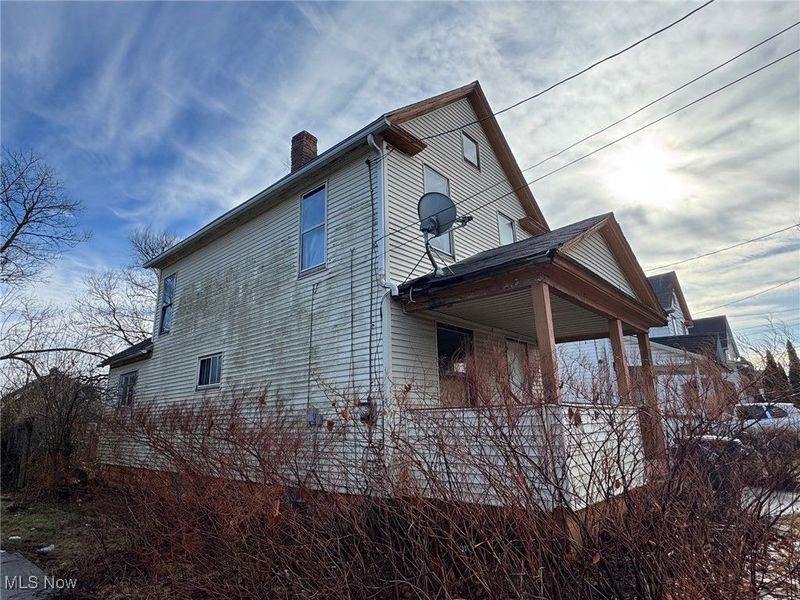 1011 Laurel Avenue, Akron, OH 44307 Photo 5