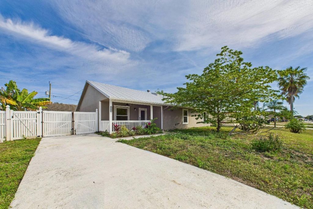 3709 SW Haines Street, Port Saint Lucie, FL 34953 Photo