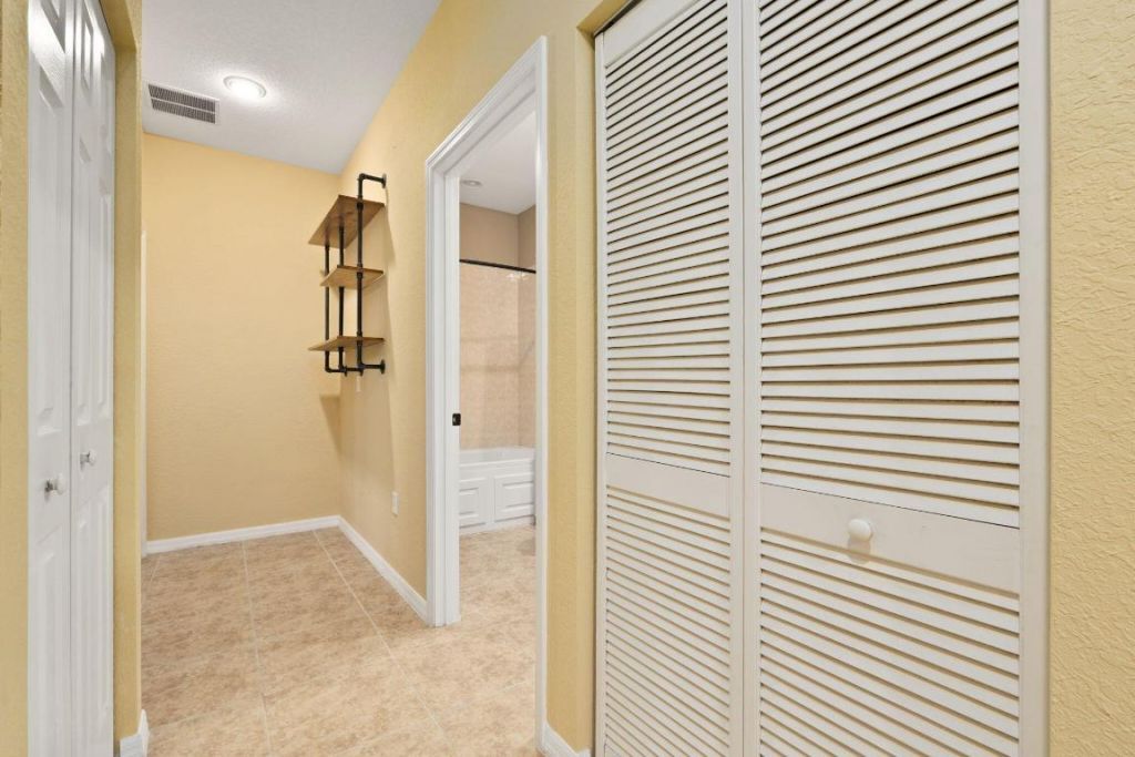 1863 S Dovetail Drive, Unit B1, Fort Pierce, FL 34982 Photo