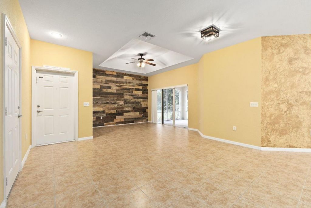 1863 S Dovetail Drive, Unit B1, Fort Pierce, FL 34982 Photo