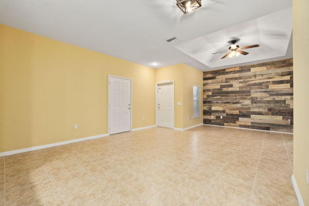 1863 S Dovetail Drive, Unit B1, Fort Pierce, FL 34982 Photo