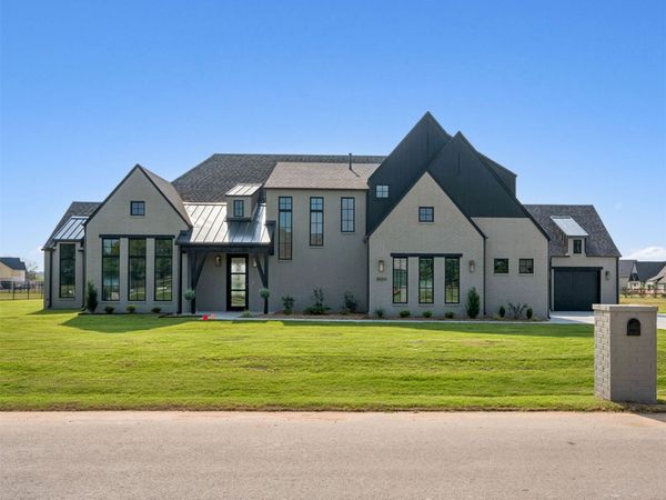 8559 S Timber Wolf Drive, Broken Arrow, OK 74014