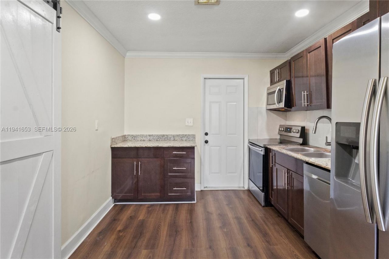 441 NE 30th St, Unit 1-2, Pompano Beach, FL 33064 Photo