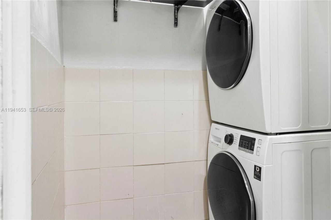 441 NE 30th St, Unit 1-2, Pompano Beach, FL 33064 Photo