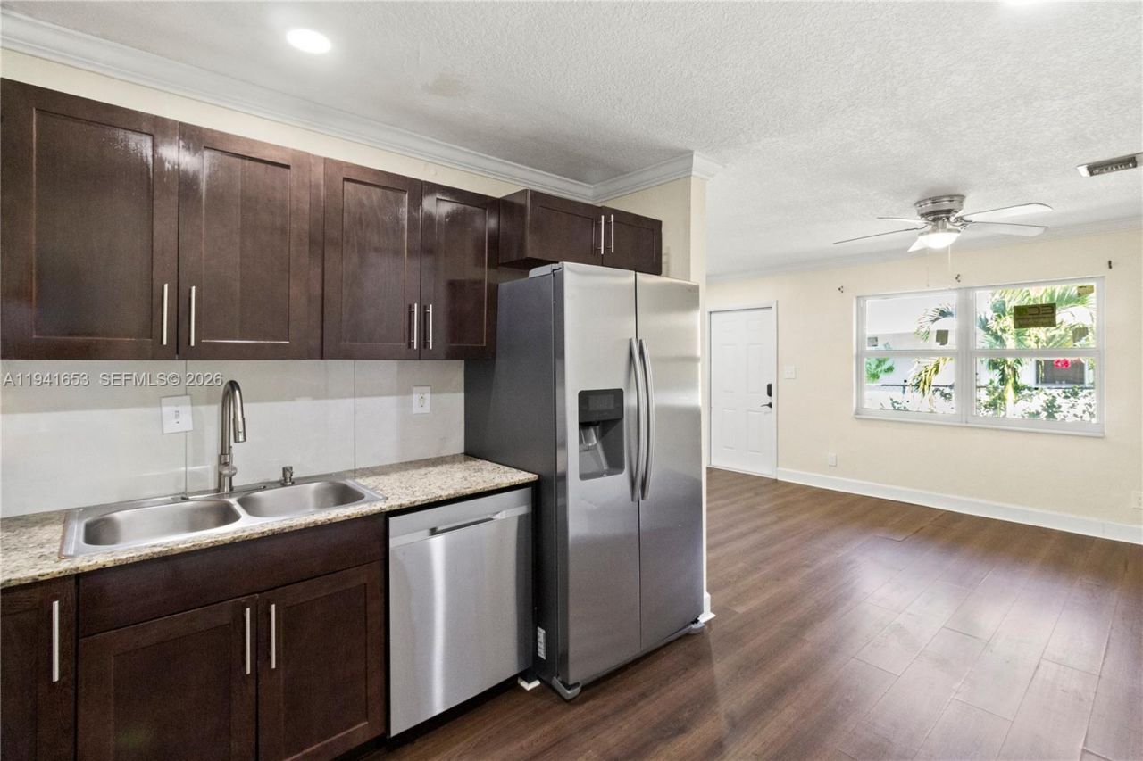 441 NE 30th St, Unit 1-2, Pompano Beach, FL 33064 Photo