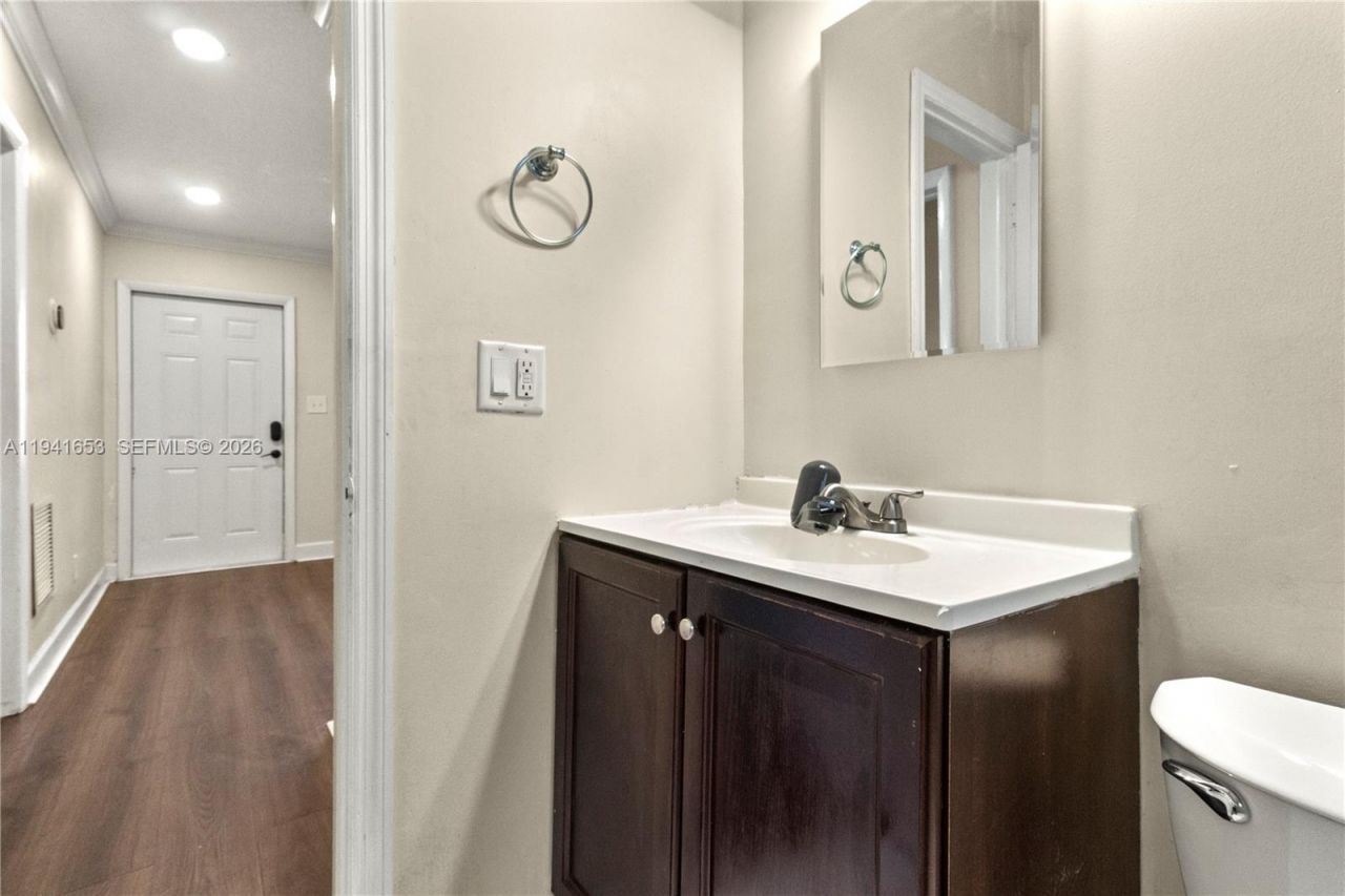 441 NE 30th St, Unit 1-2, Pompano Beach, FL 33064 Photo