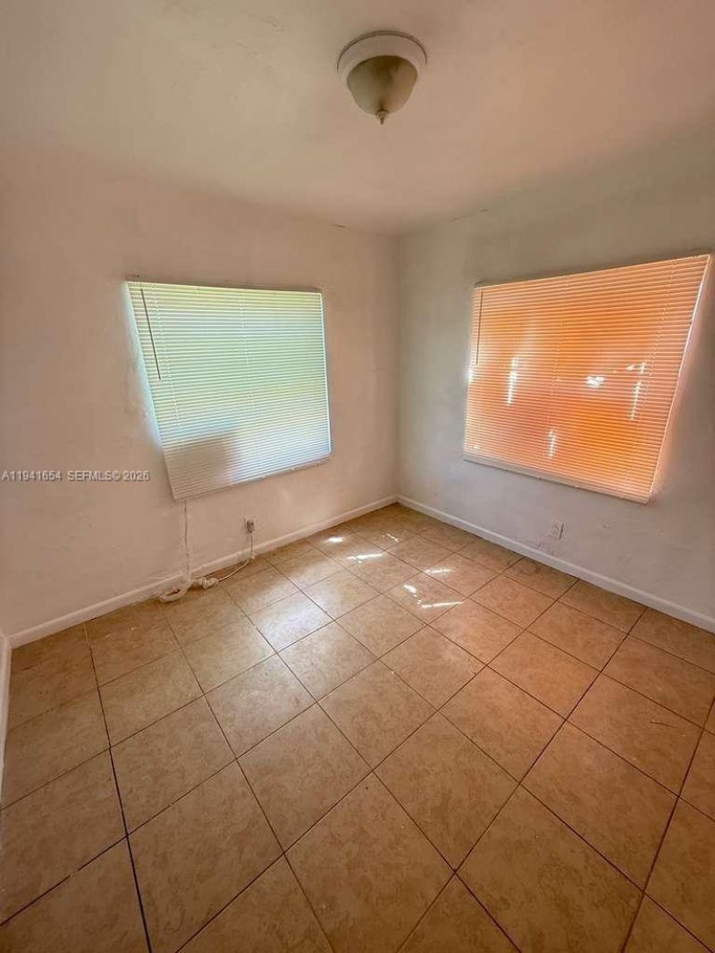 6720 NW 6th Ct, Unit 6720, Miami, FL 33150 Photo
