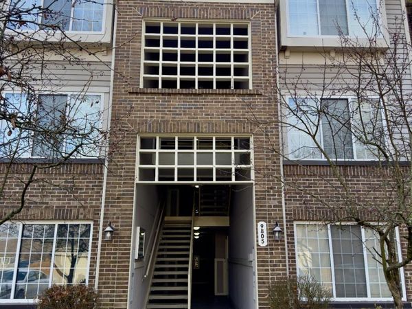 9805 Regatta Drive, Unit 302, Colerain Twp, OH 45252