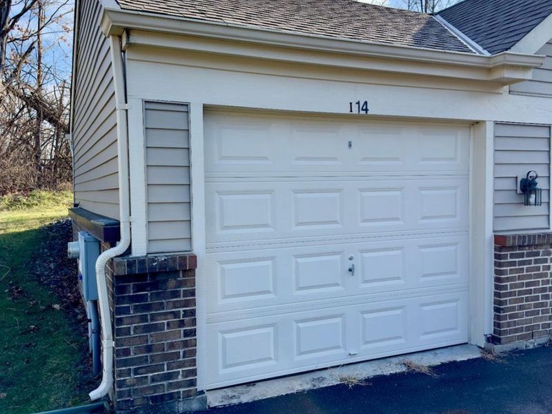 9805 Regatta Drive, Unit 302, Colerain Township, OH 45252 Photo 2