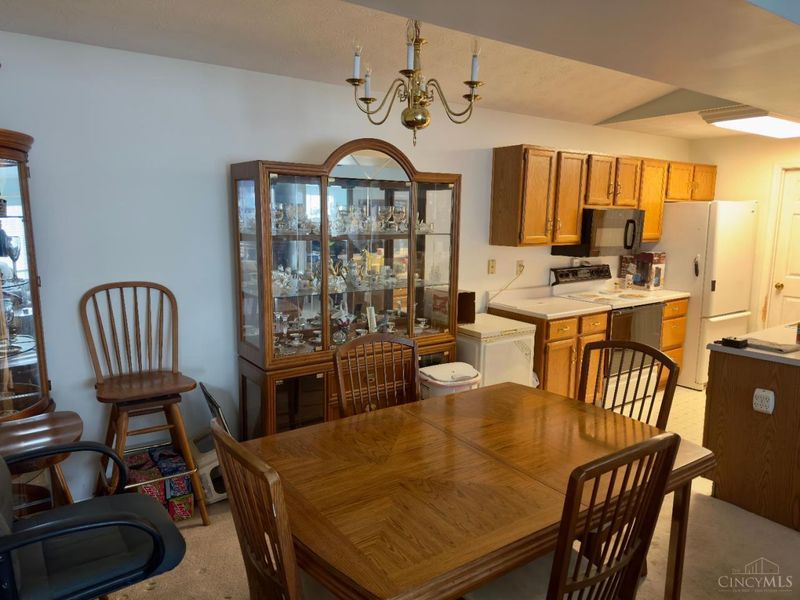 9805 Regatta Drive, Unit 302, Colerain Township, OH 45252 Photo 8