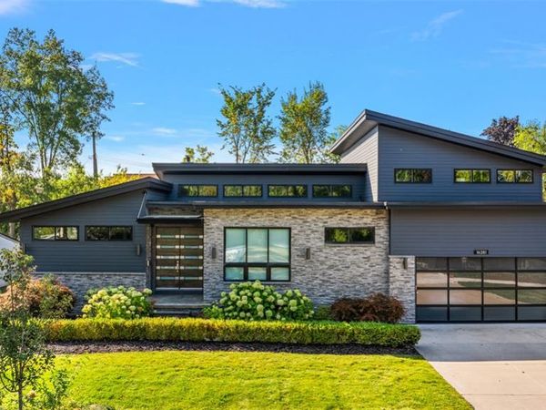 16281 Buckingham Avenue, Beverly Hills Vlg, MI 48025