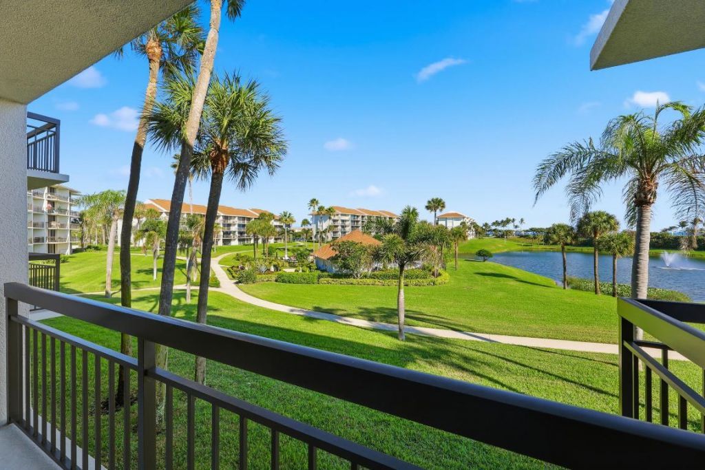 501 S Seas Drive, Unit 203, Jupiter, FL 33477 Photo
