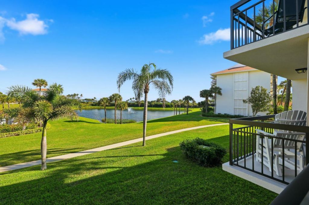 501 S Seas Drive, Unit 203, Jupiter, FL 33477 Photo