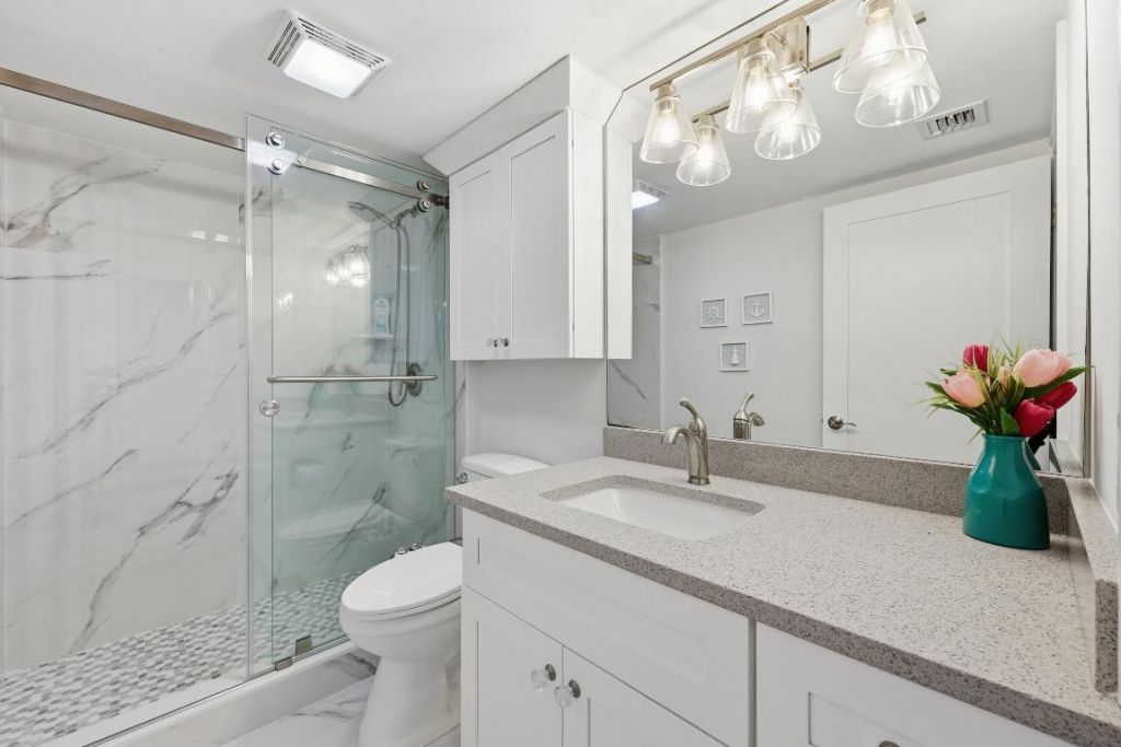 501 S Seas Drive, Unit 203, Jupiter, FL 33477 Photo