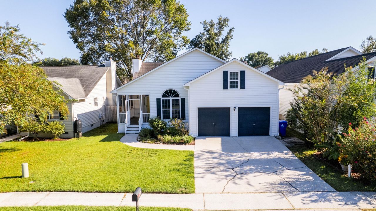 374 Culver Avenue Photo 1