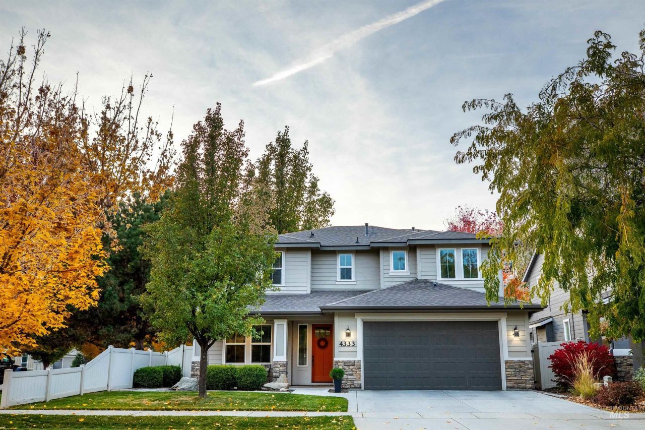 4333 S Burgo Way, Meridian, ID 83642 Main Photo