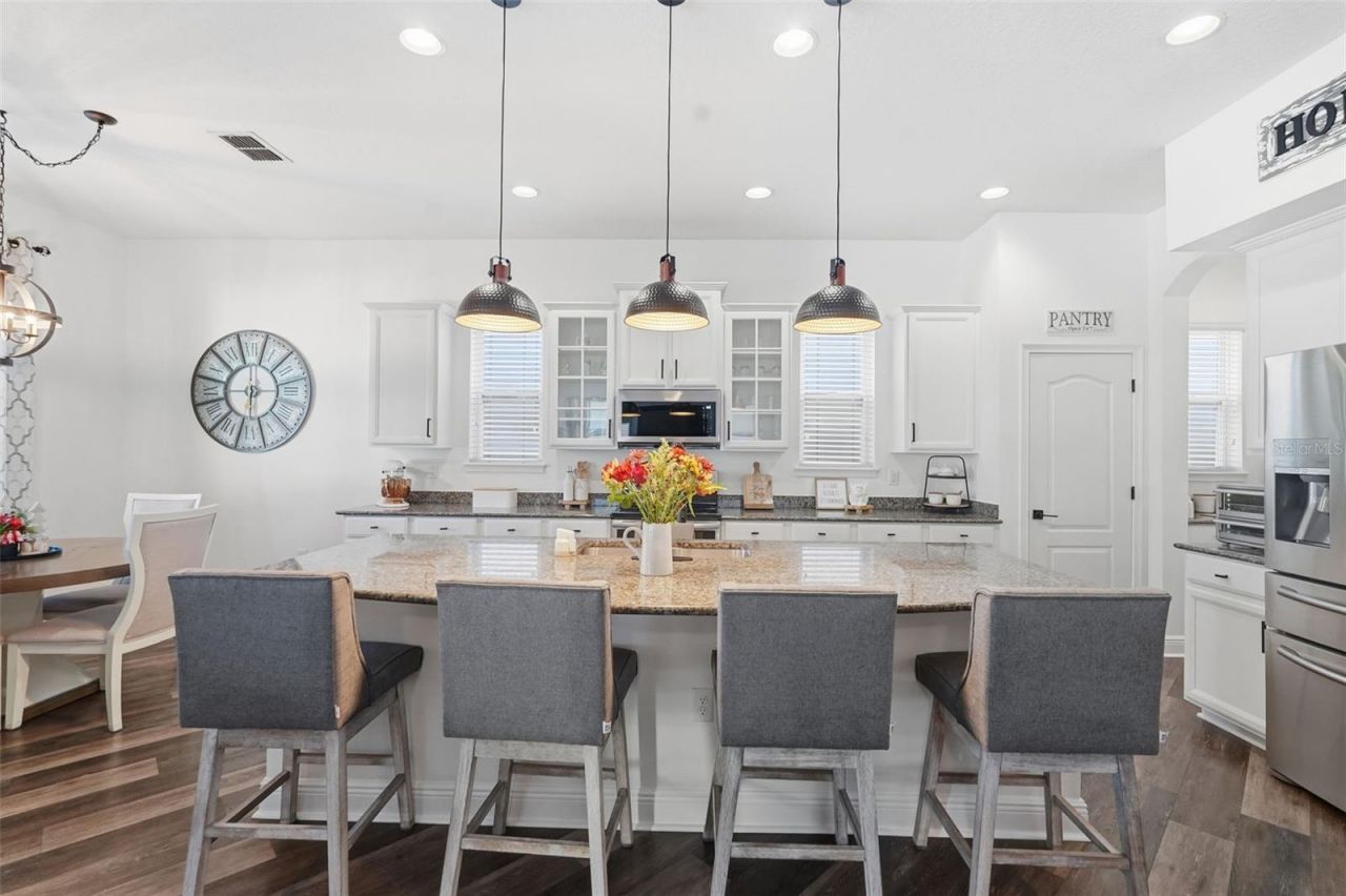 8113 Champions Forest Way, Tampa, FL 33635 Photo