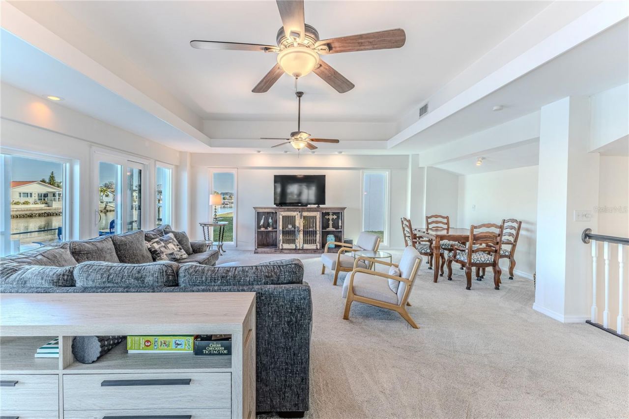 3409 Gulf Winds Circle, Hernando Beach, FL 34607 Photo