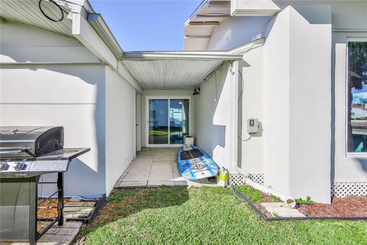 3409 Gulf Winds Circle, Hernando Beach, FL 34607 Photo