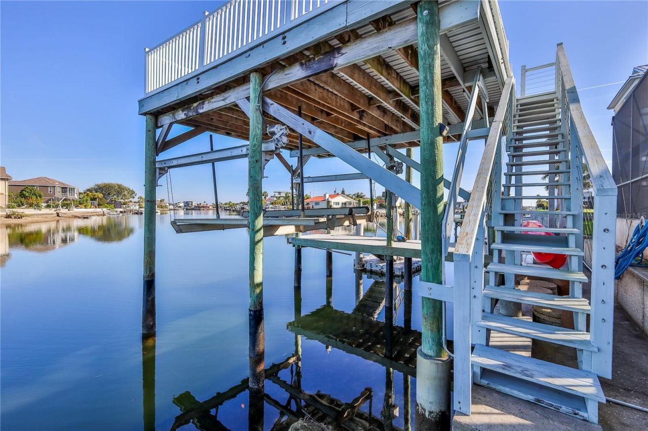 3409 Gulf Winds Circle, Hernando Beach, FL 34607 Photo