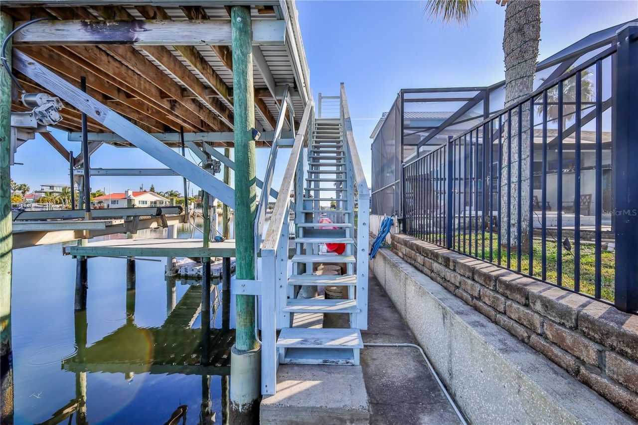 3409 Gulf Winds Circle, Hernando Beach, FL 34607 Photo