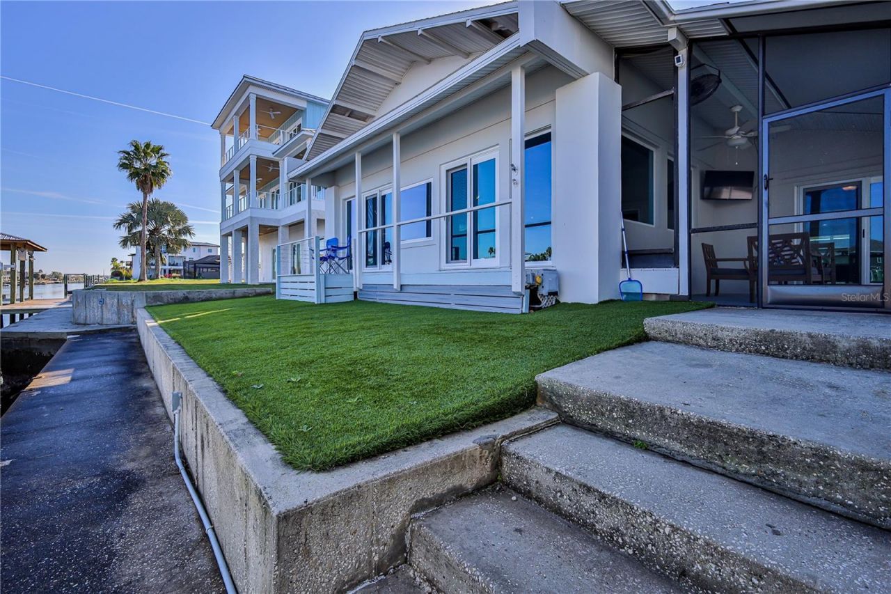 3409 Gulf Winds Circle, Hernando Beach, FL 34607 Photo