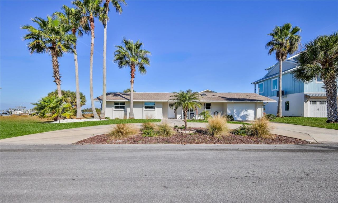 3409 Gulf Winds Circle, Hernando Beach, FL 34607 Photo