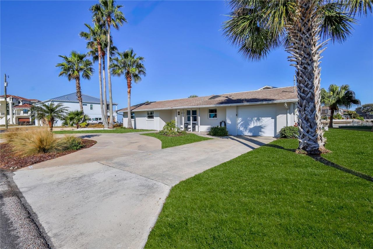 3409 Gulf Winds Circle, Hernando Beach, FL 34607 Photo